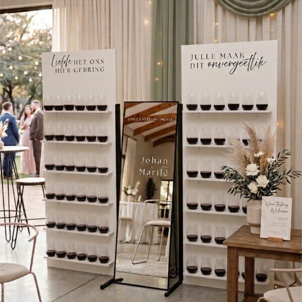 Our ultimate 3-piece display combo features two drink shelving units and a central mirror, providing the perfect blend of functionality and style for your wedding reception.